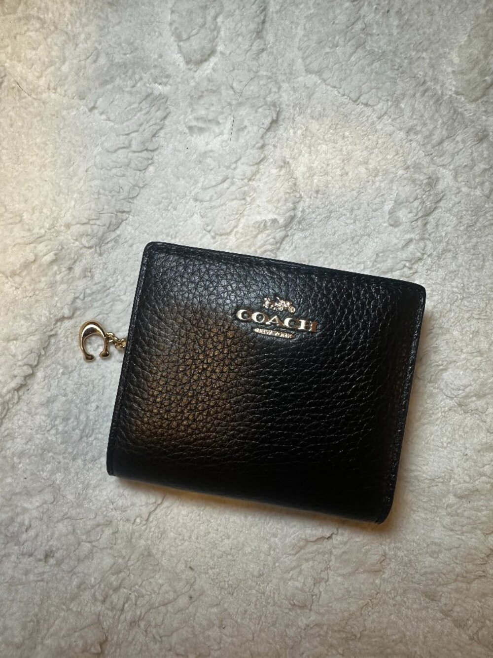 COACH LEATHER SNAP WALLET w/ zipper - black & gold
